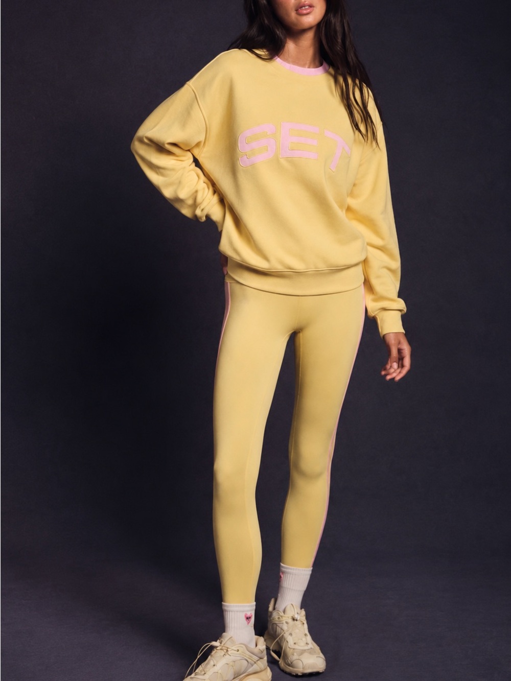 SET Active Staple SET Layered Crewneck & Leggings Taffy